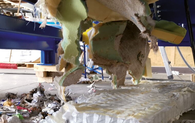 Output Federkernmatratzen