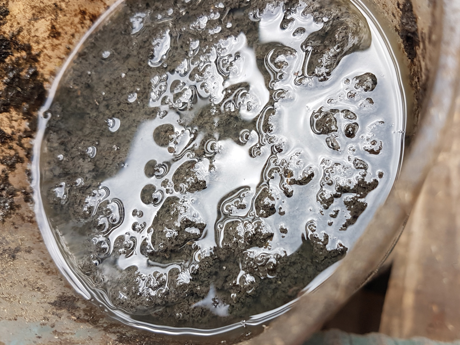 Flocculated pig manure
